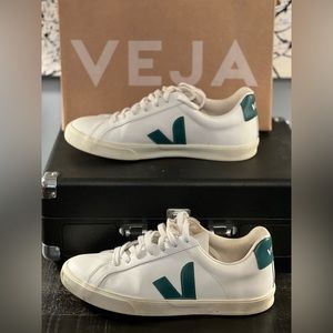 Vejas Esplar logo sneakers 7.5